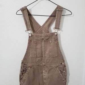 Free People The Boyfriend Overall. Mauve. Size 24. Denim.